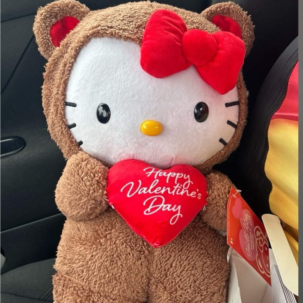 Hello Kitty Valentine’s Day Teddy Bear Greeter